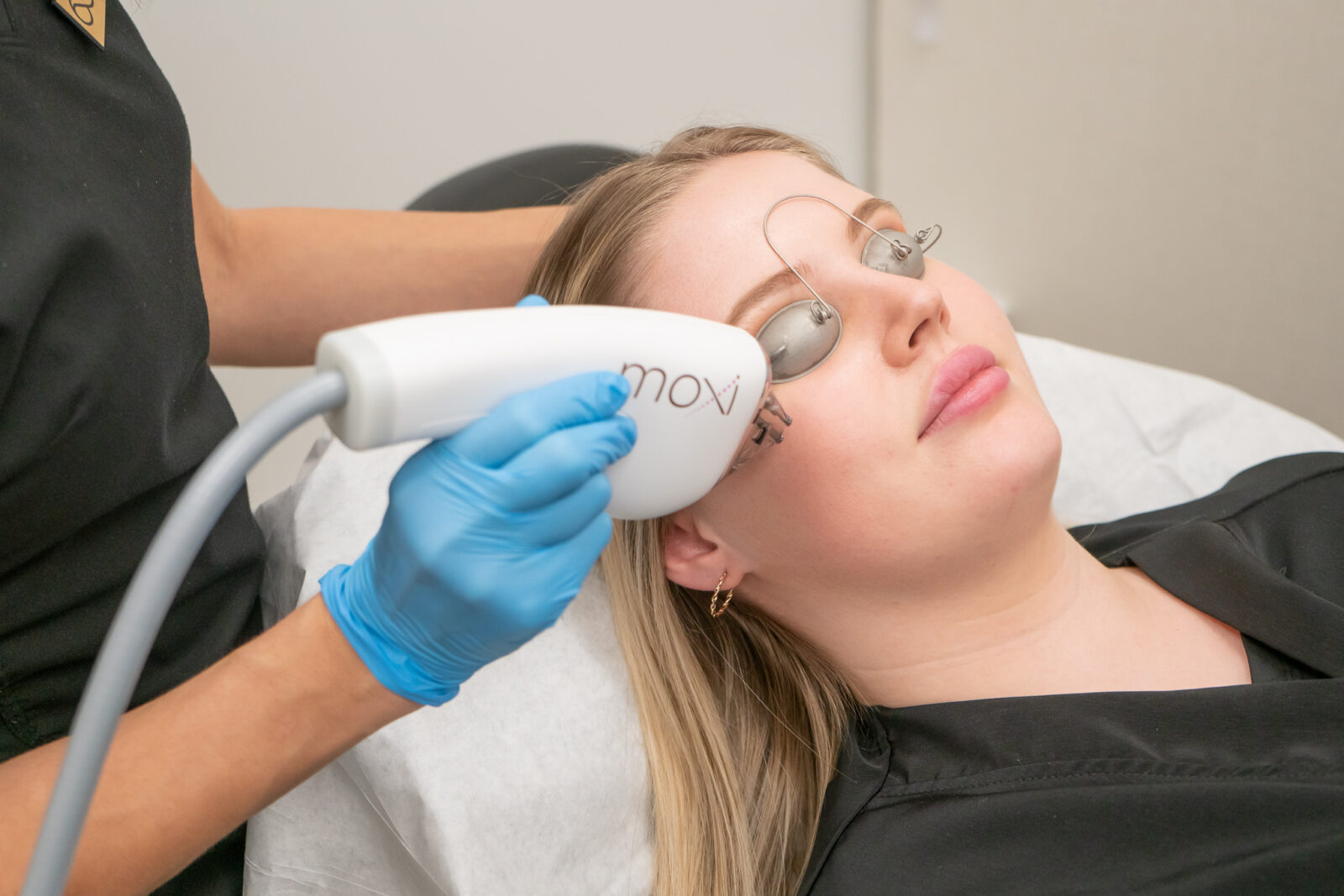 MOXI™ Laser R·MEDY🅫 Aesthetics Burnaby